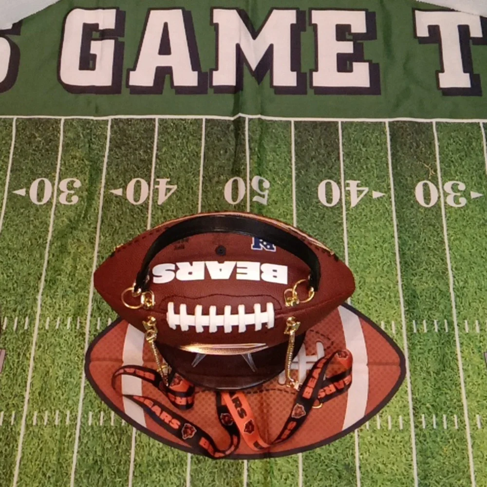 CHICAGO BEARS LIMITED EDITION HANDMADE Football Purse (GOOOOO BEARS) 🏈 - Picture 11 of 17